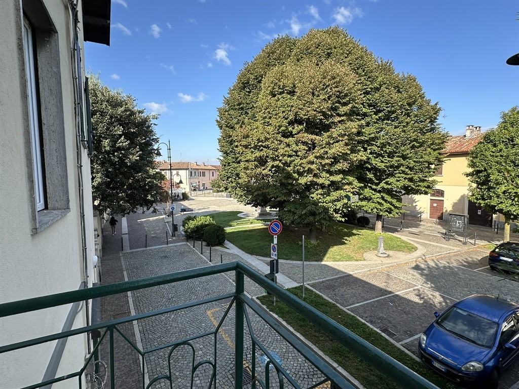 Albairate appartamento di corte ristrutturato in centro